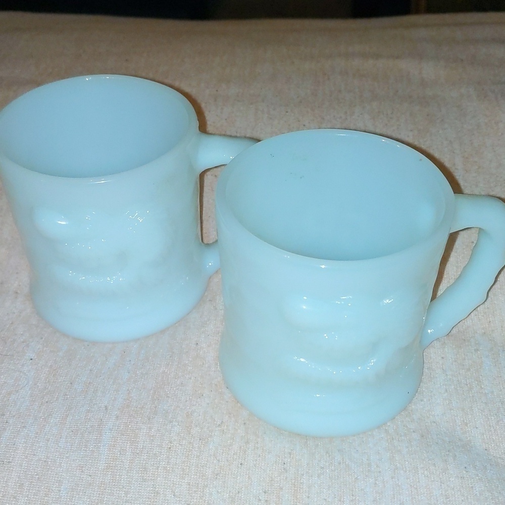 Grog Milk Glass Mugs Vintage Excellent Condition No Chips or Cracks. Set…